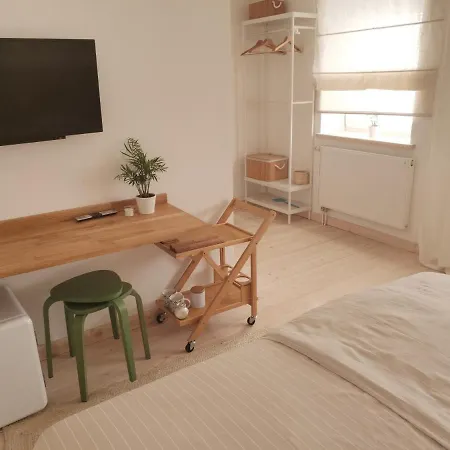 Apartament Motyl Lub Z Lazienka