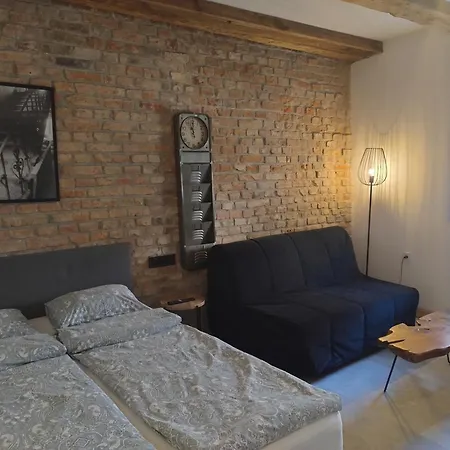 Motyl Lub Z Lazienka Apartament Bytom
