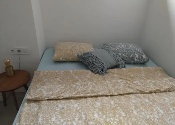 Motyl Lub Z Lazienka - Bez Aneksu, Prosze Wybrac Wlasciwy Lokal *